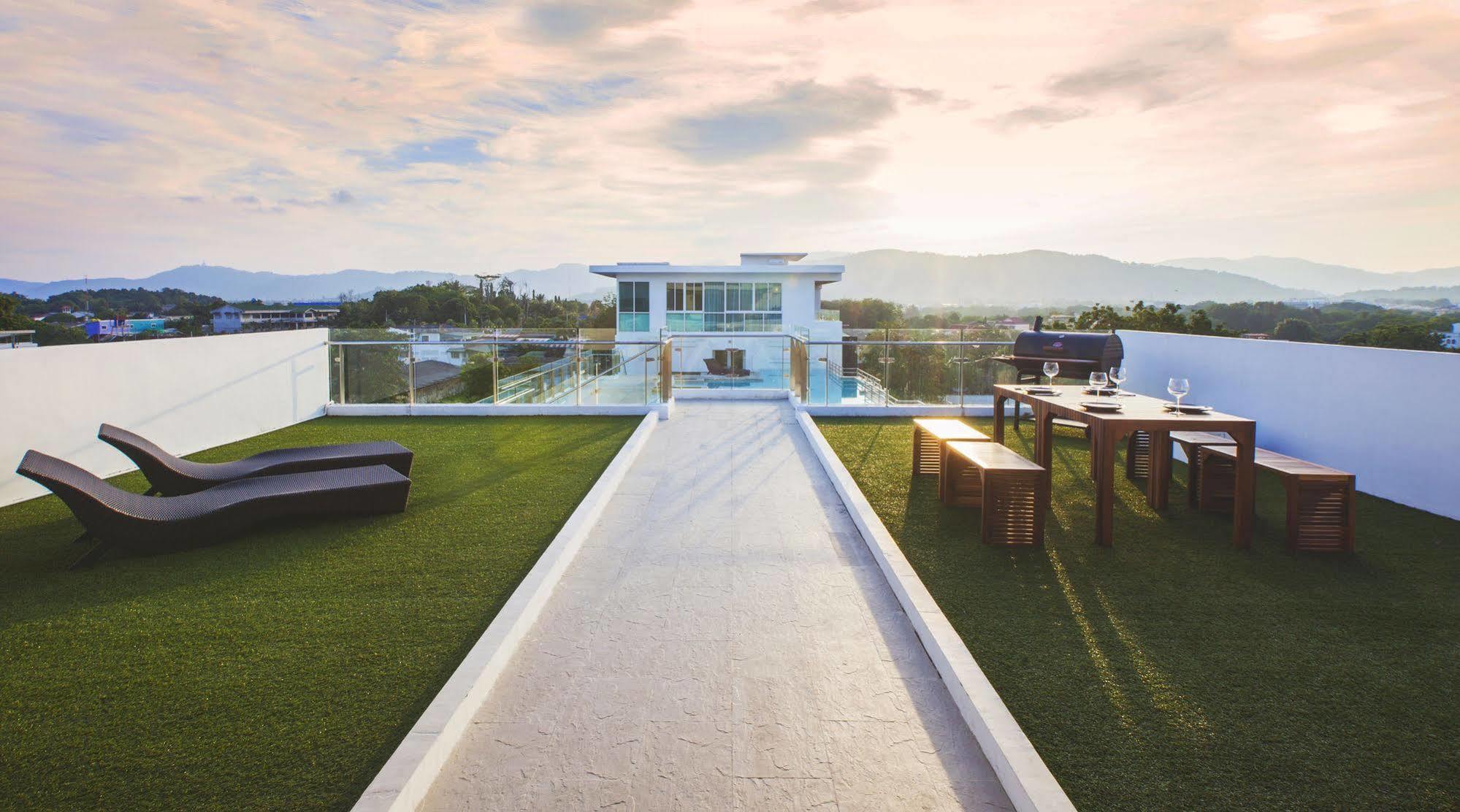 The Wide Condotel - Phuket Eksteriør billede